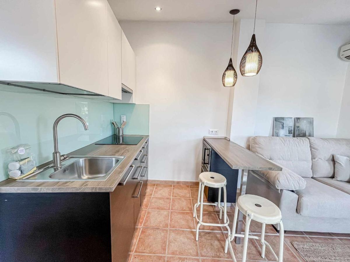 Romantic Duplex With Terrace And Great Views Girona Exterior foto